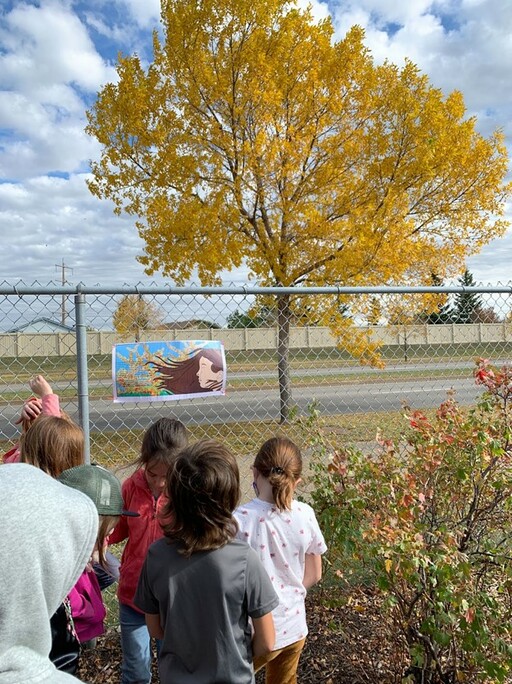 Lakeland Ridge students explore an Outdoor Story Walk